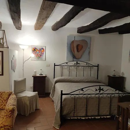 La Tana Del Grillo Apartment