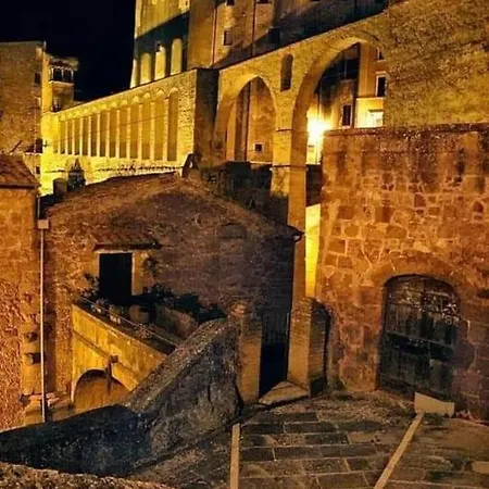 La Tana Del Grillo Apartment